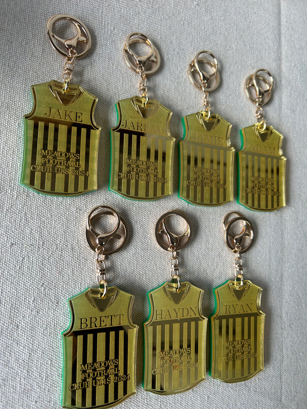 Personalised AFL jersey keychain in acrylic with name, number and club