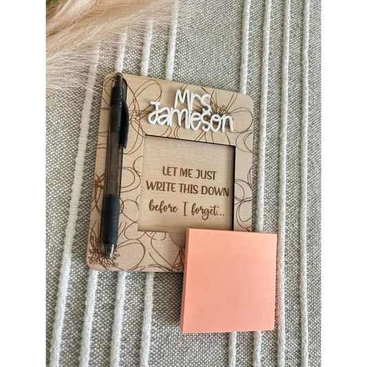 Sticky note & pen holder