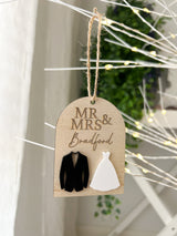 Mr & Mrs Bauble