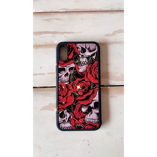 Skulls and roses phone case